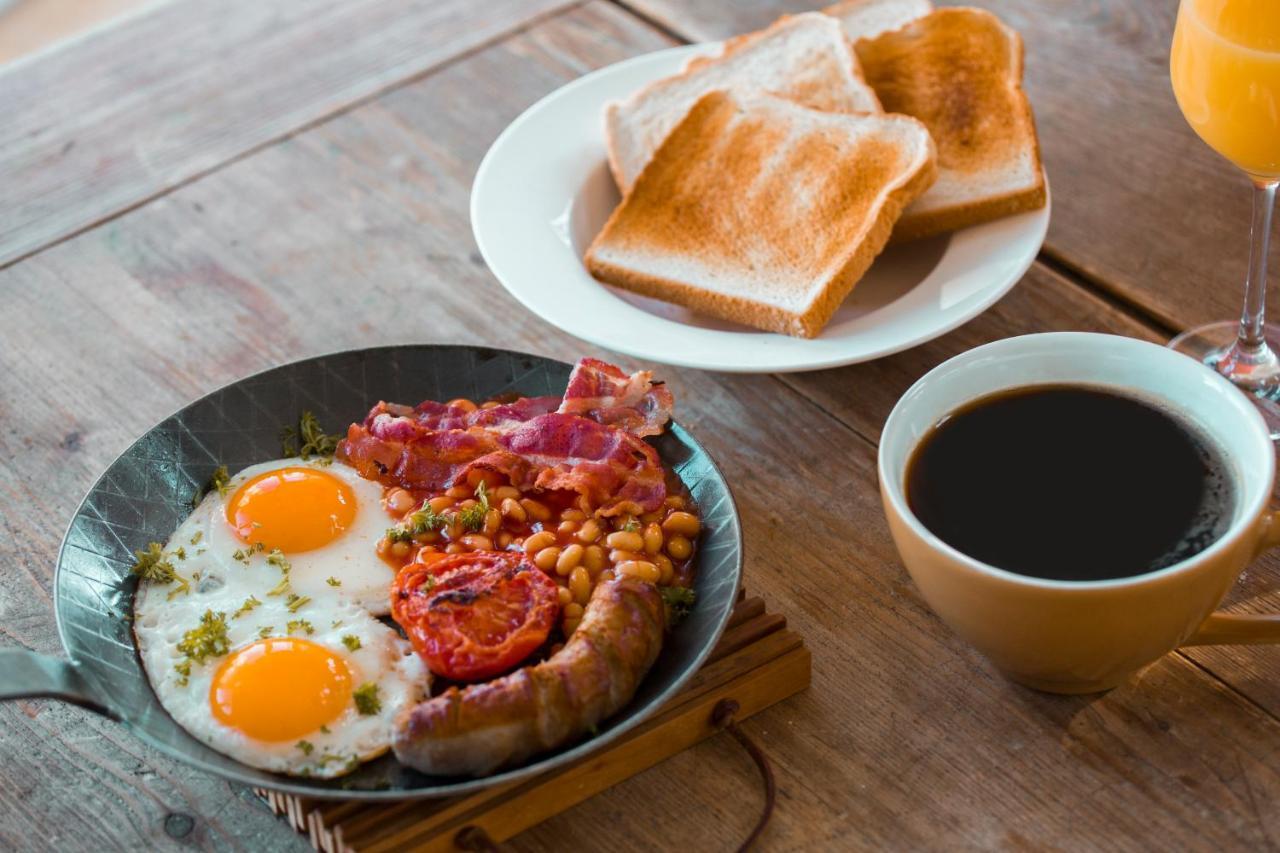 Bed & Breakfast Unter Den Linden Hungen Екстер'єр фото