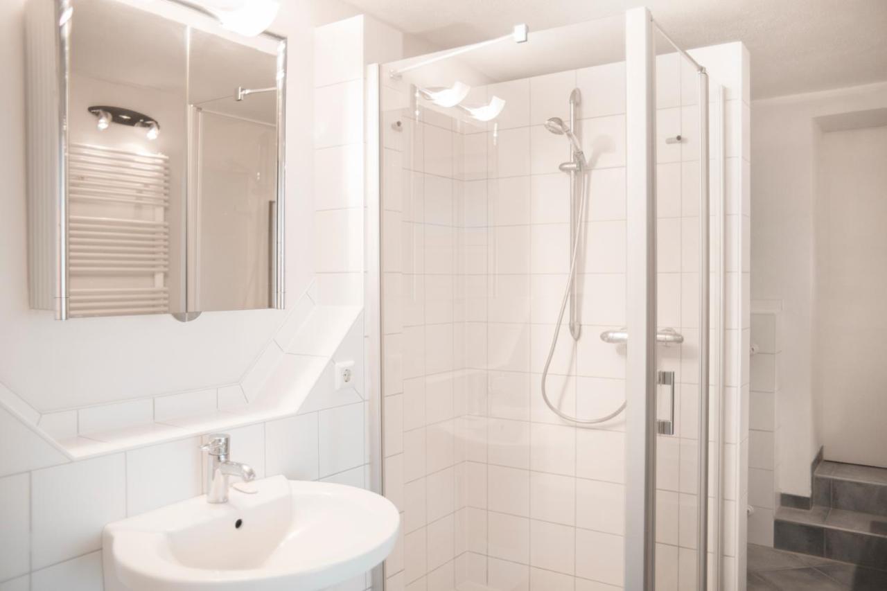 Bed & Breakfast Unter Den Linden Hungen Екстер'єр фото
